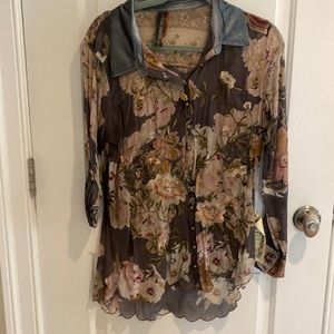 Aratta Velvet Collared Embroidered Tunic Button Down Top